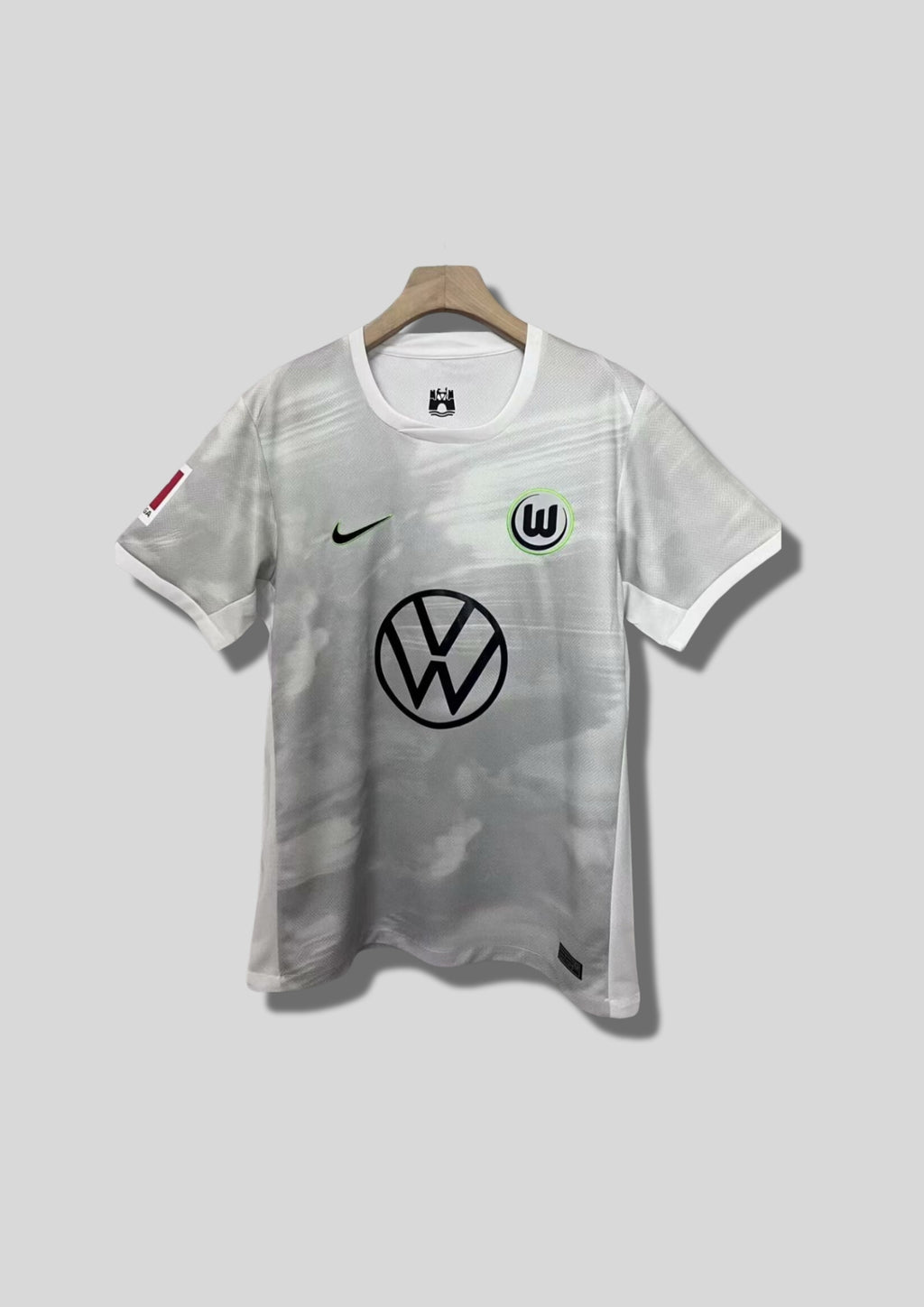 Wolfsburg : Maillot Extérieur 24/25 - Gris & Blanc à Motifs Camouflage "Nebula" GoalKits