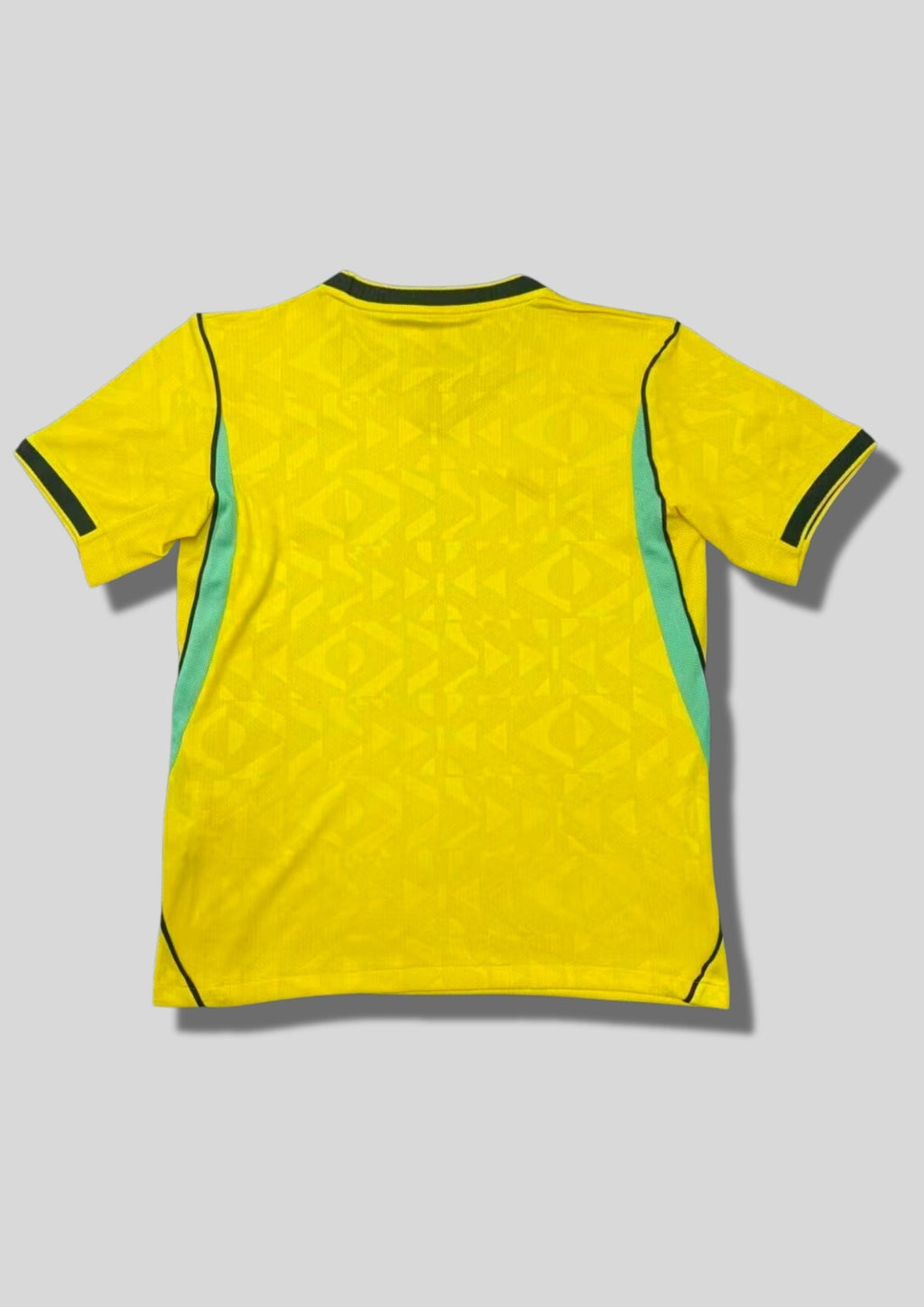 Maillot Seleção Jaune – Motifs Géométriques & Détails Verts GoalKits