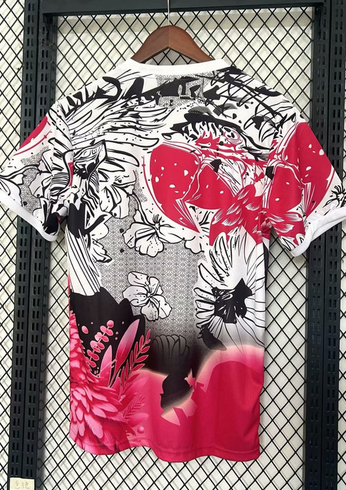 Brésil (Arara Rose) Rose, blanc et noir, illustration d'un perroquet ara et fleurs tropicales, logos Nike et CBF noirs. GoalKits