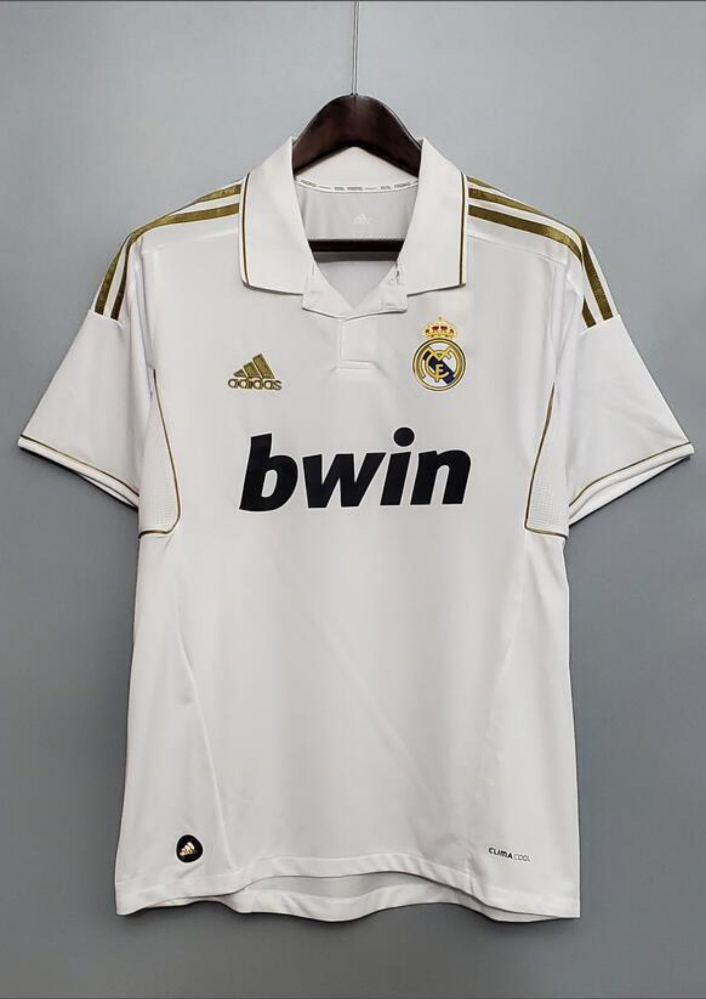 Maillot Real Madrid Domicile 2011/12 – Édition Classique "White & Gold" Bwin GoalKits