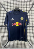 Leeds United : La Puissance Red Bull (Adidas) GoalKits