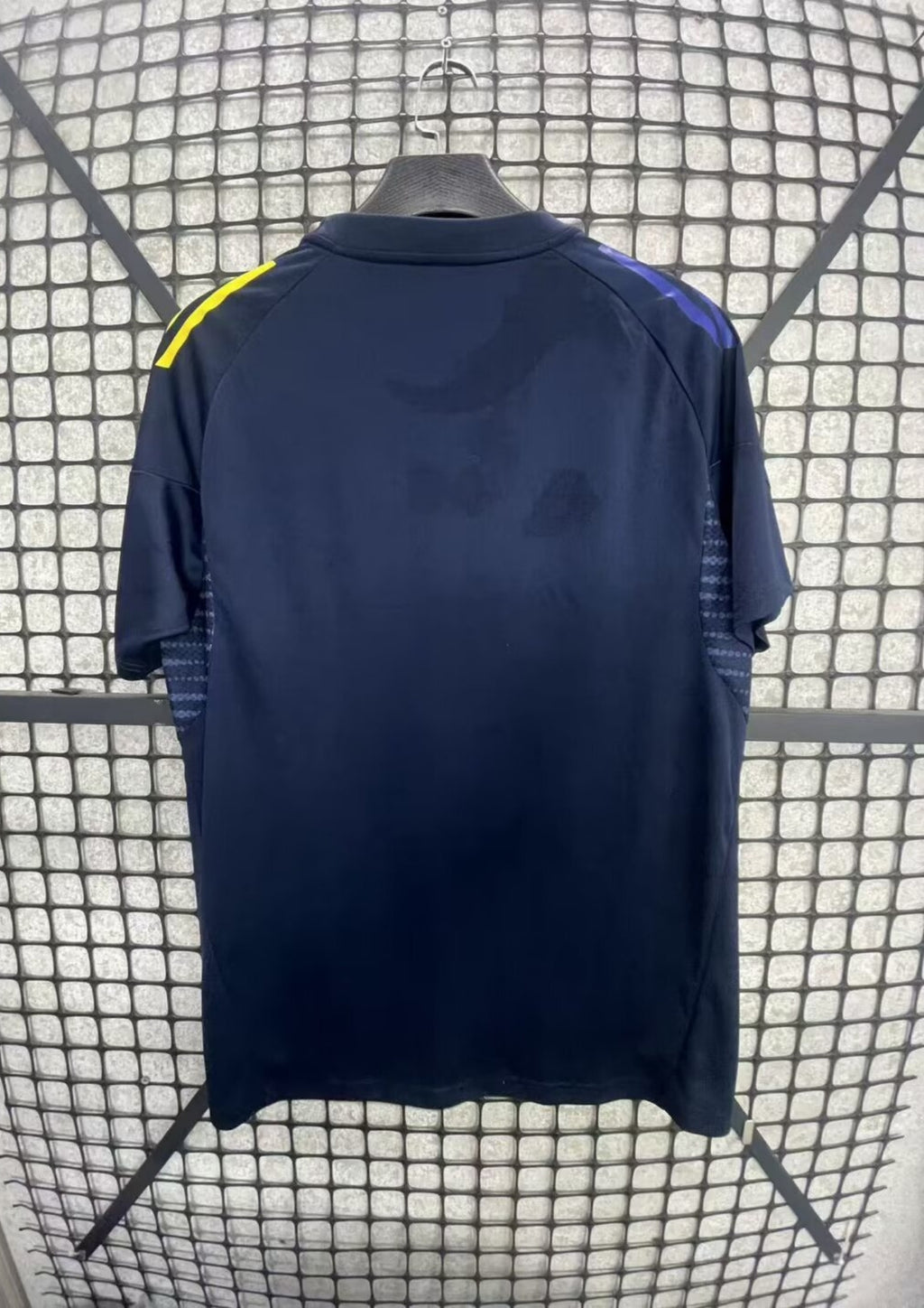 Leeds United : La Puissance Red Bull (Adidas) GoalKits
