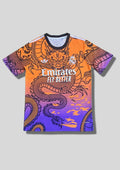 Real Madrid : Maillot d'entraînement / Édition Spéciale – Dégradé orange vers violet avec un immense Dragon japonais aux écailles détaillées. GoalKits