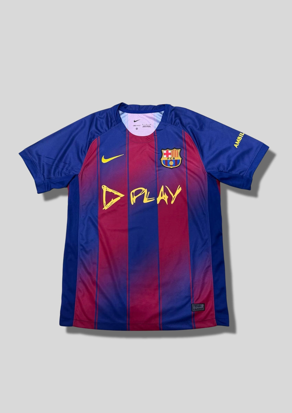 Maillot FC Barcelone Spécial – Édition "Blue & Maroon Fade with Play Sponsor" GoalKits