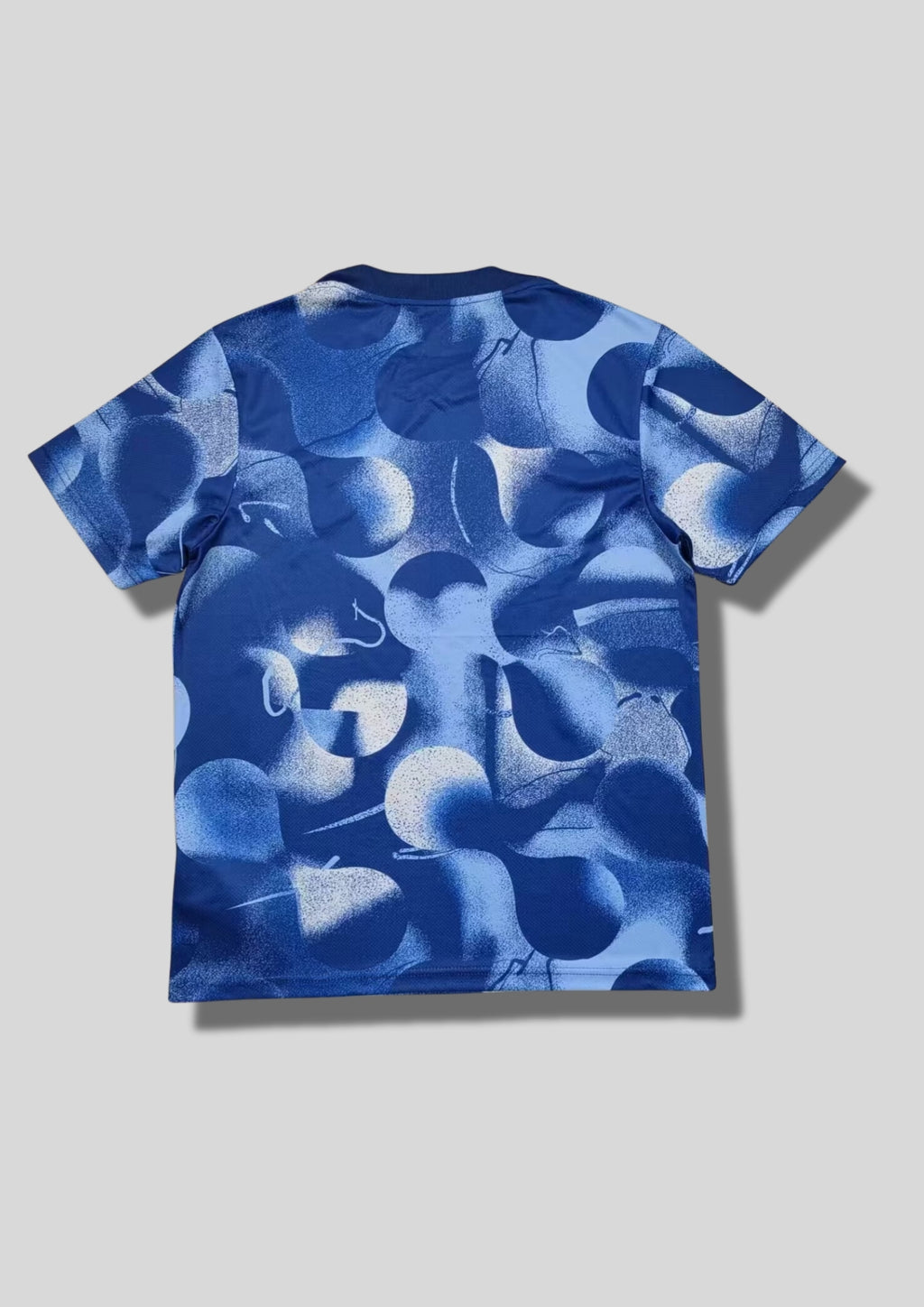 Maillot Bleu Tottenham – Motifs Sphériques Dégradés & Logos Blancs GoalKits