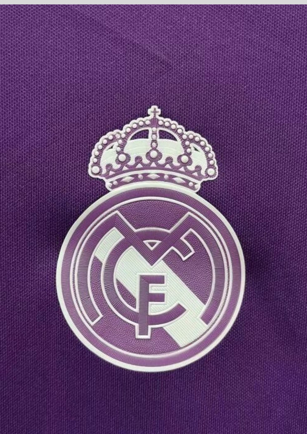 Maillot Real Madrid Extérieur 2016/17 – Édition "Purple" Fly Emirates GoalKits