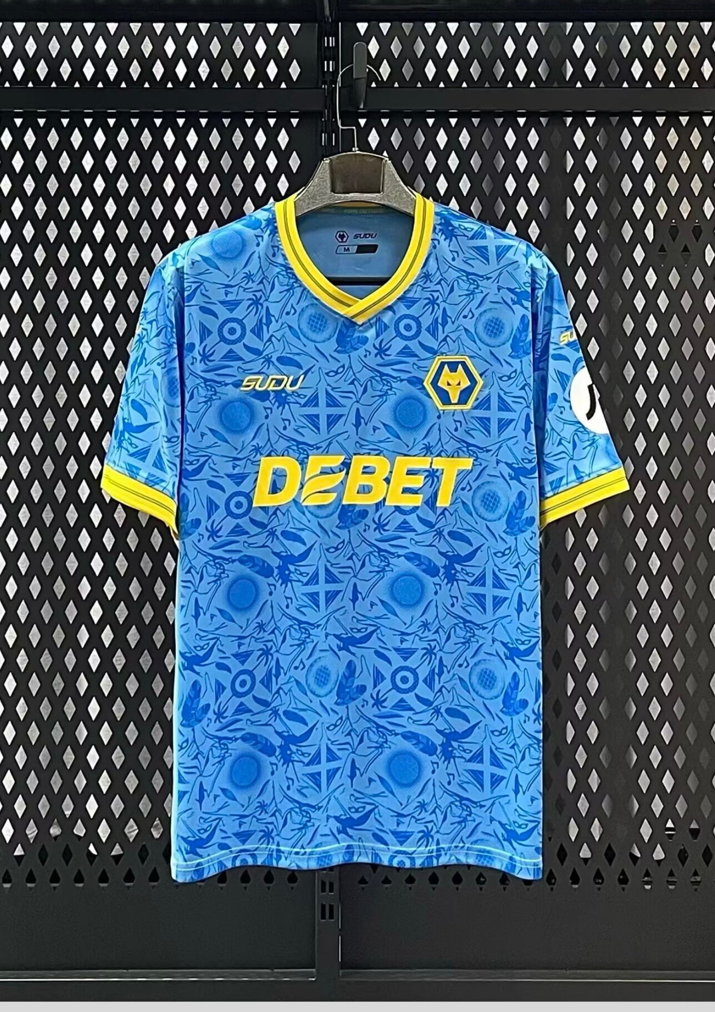 Maillot Wolverhampton Wanderers Third 2024/25 – Édition "Sky Blue Graphic" GoalKits