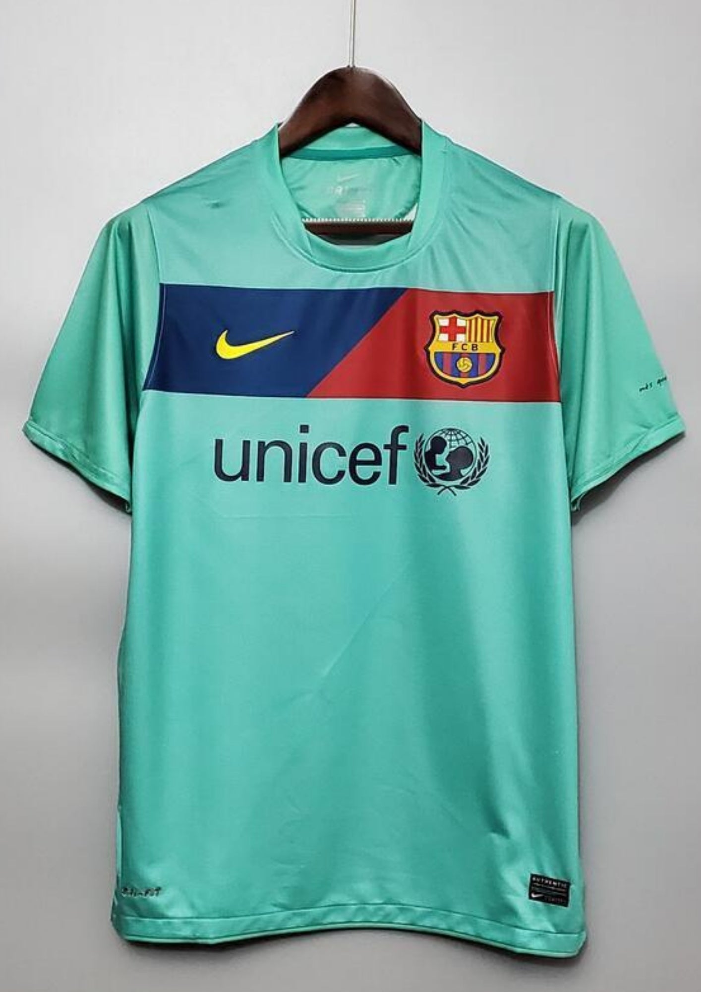 Maillot FC Barcelone Away 2016/17 – Édition "Deep Purple" Qatar Airways GoalKits