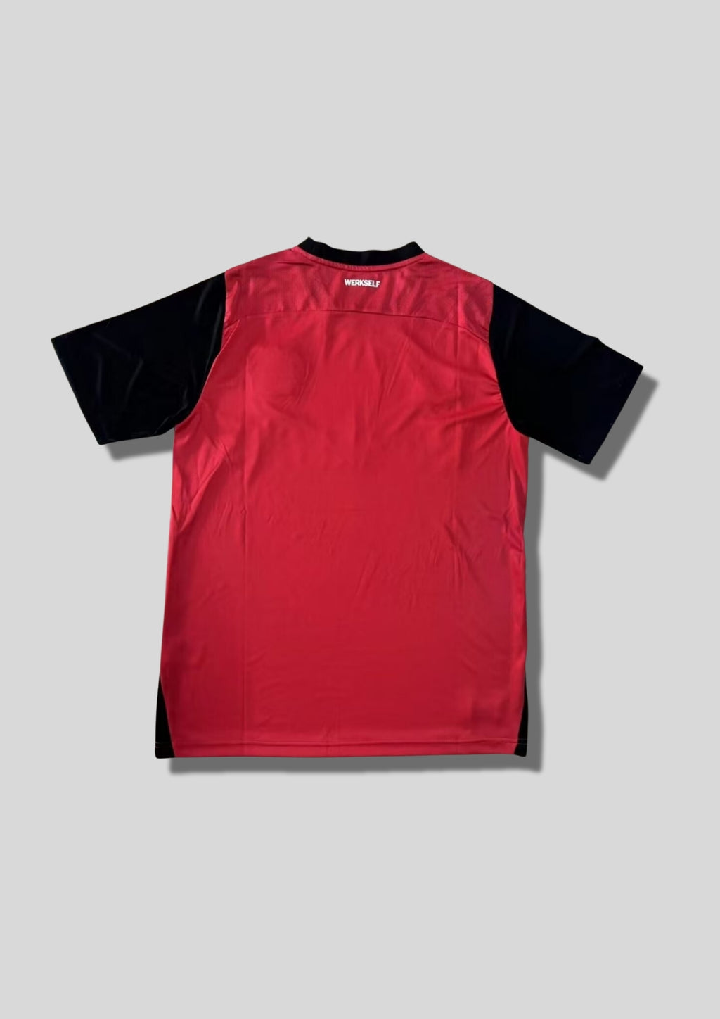 Maillot Leverkusen Domicile 24/25 - Rouge & Manches Noires "City Map" GoalKits