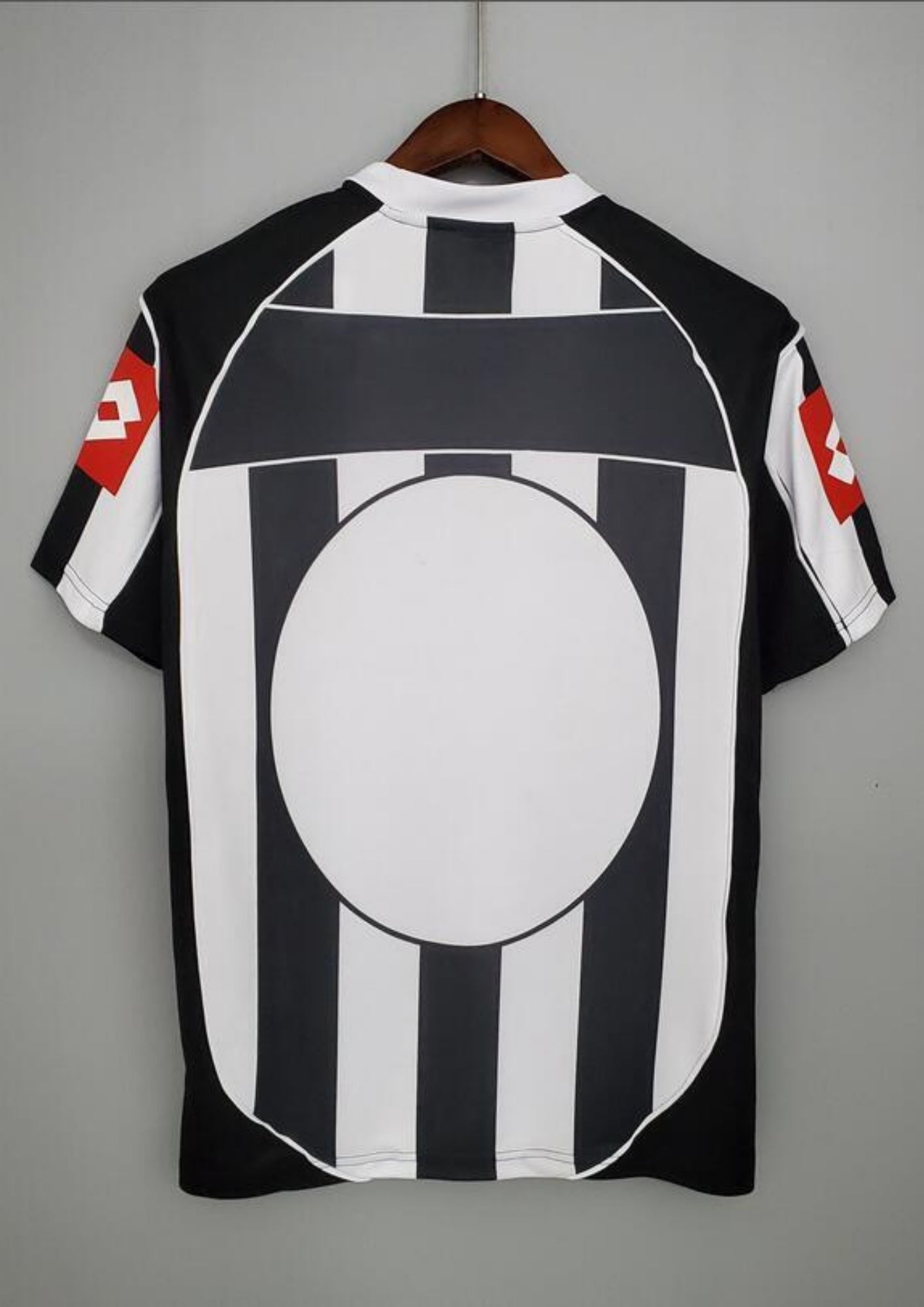 Juventus Domicile 05/06 - Lotto Tamoil (Vintage avec Scudetto) GoalKits