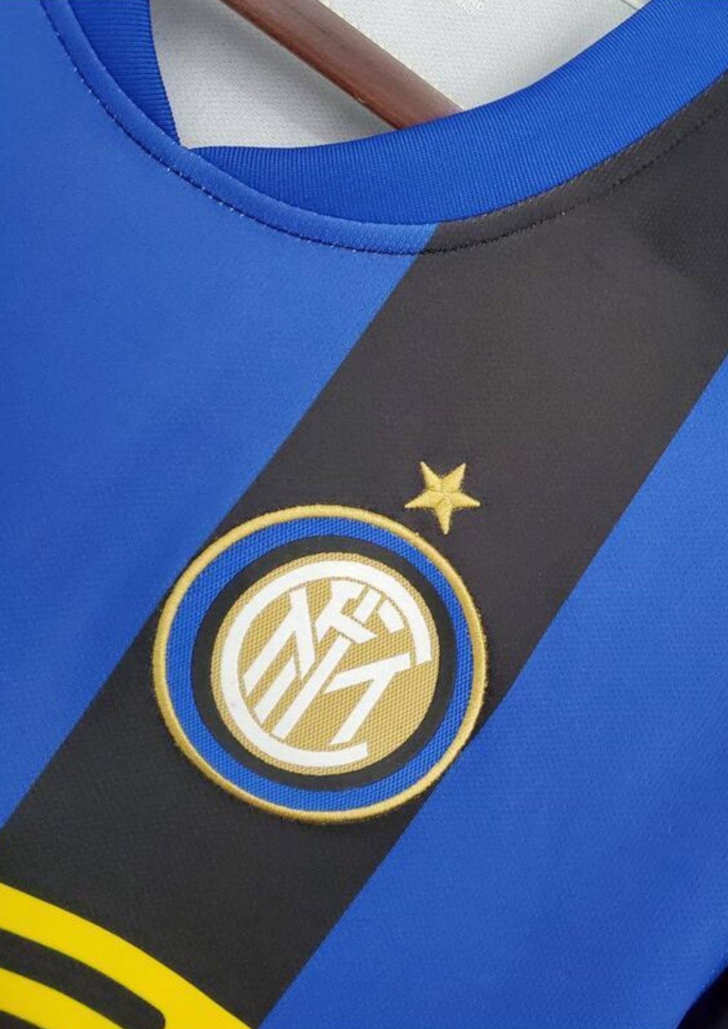 Inter Milan Domicile 10/11 - Nike Pirelli (Effet Zigzag) GoalKits