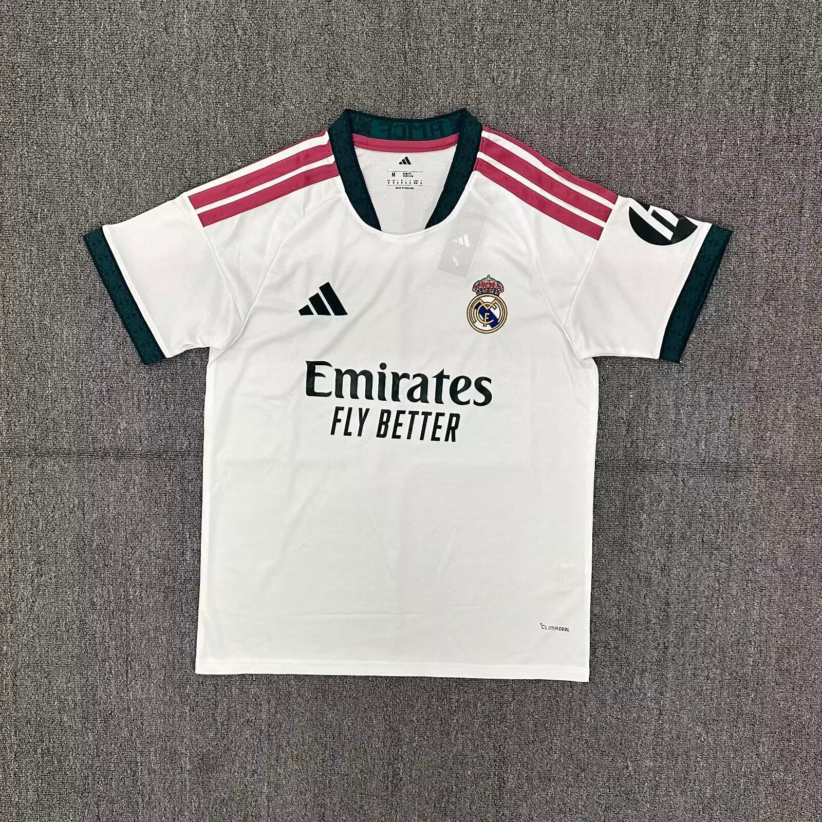 Maillot Real Madrid Domicile 24/25 - Blanc / Rose / Vert GoalKits